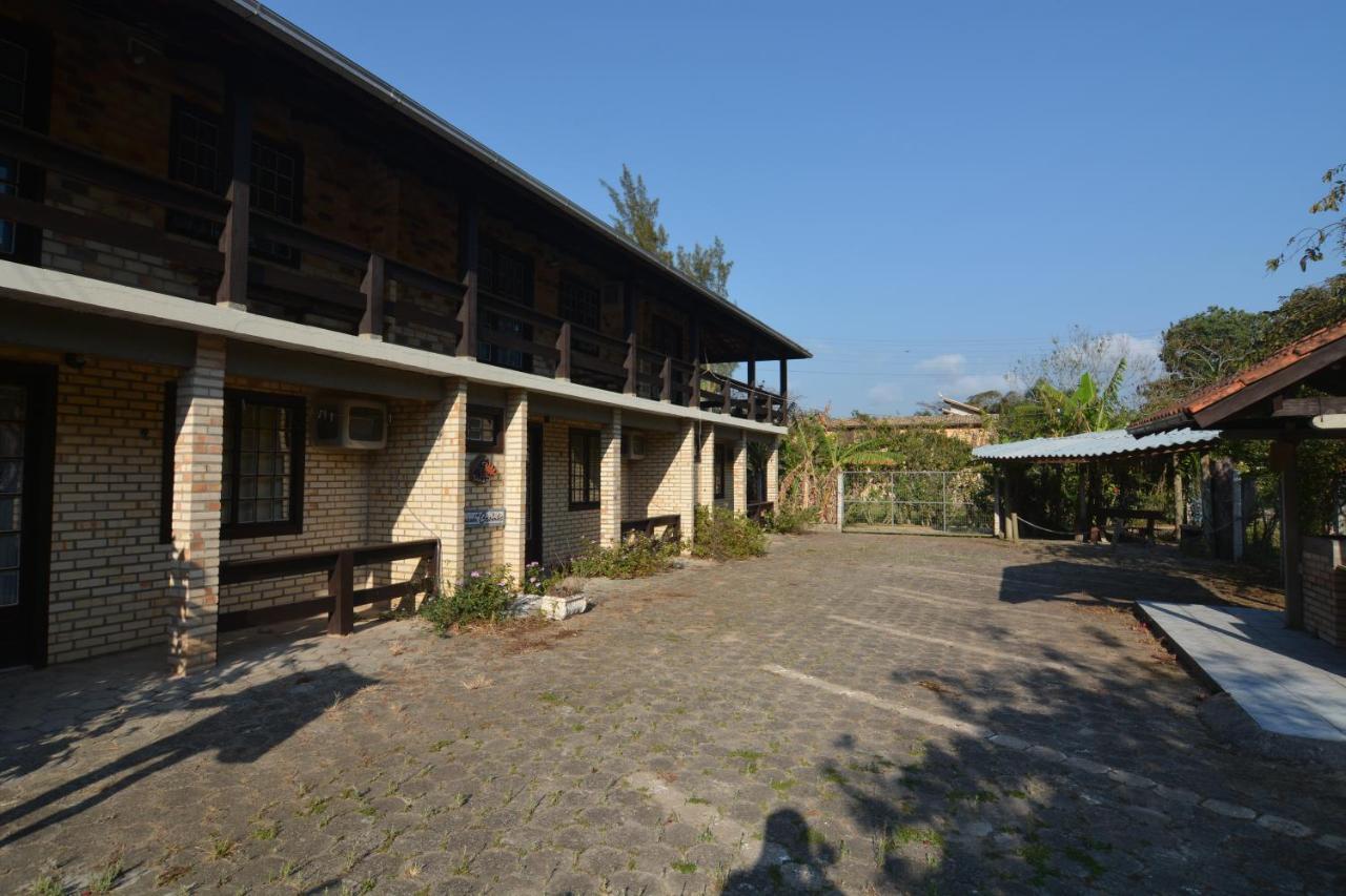 Residencial Da Casinha Lägenhet Garopaba Exteriör bild